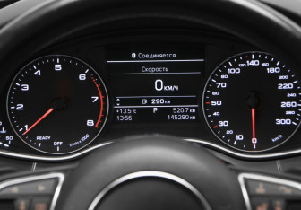Подержанный автомобиль Audi A6 Sedan 2016 года (10 фото)