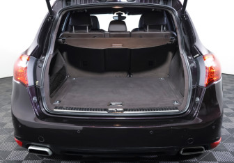 Подержанный автомобиль Porsche Cayenne 2012 года (10 фото)