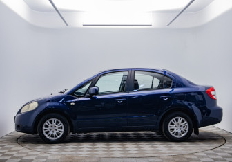 Подержанный автомобиль Suzuki SX4 Sedan 2008 года (8 фото)