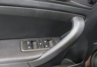 Подержанный автомобиль Skoda Yeti 2016 года (11 фото)