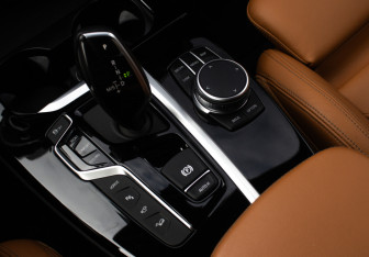Подержанный автомобиль BMW X3 2020 года (17 фото)