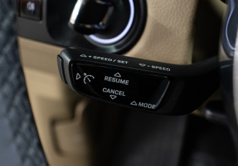 Подержанный автомобиль Porsche Cayenne 2019 года (22 фото)