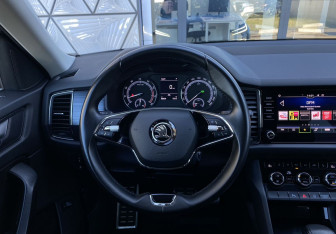 Подержанный автомобиль Skoda Kodiaq 2021 года (15 фото)
