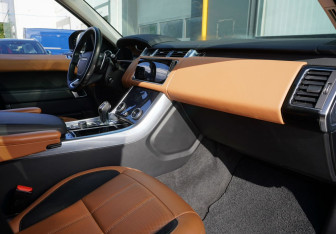 Подержанный автомобиль Land Rover Range Rover Sport 2019 года (11 фото)