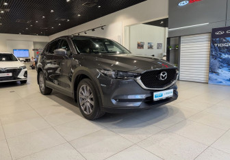 Подержанный автомобиль Mazda CX-5 2019 года (3 фото)