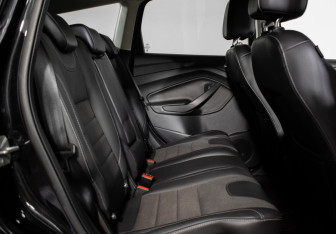 Подержанный автомобиль Ford Kuga 2013 года (9 фото)