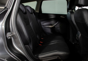 Подержанный автомобиль Ford Kuga 2016 года (9 фото)