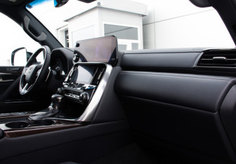 Новый Lexus LX 2023 (24 фото)
