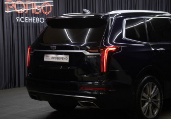 Подержанный автомобиль Cadillac XT6 2020 года (30 фото)