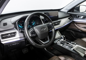 Подержанный автомобиль Chery Tiggo 8 Pro 2022 года (12 фото)