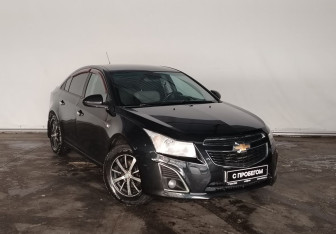 Подержанный автомобиль Chevrolet Cruze Sedan 2013 года (3 фото)