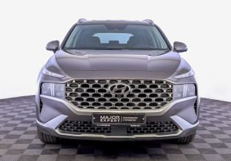 Подержанный автомобиль Hyundai Santa Fe 2021 года (2 фото)
