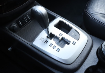 Подержанный автомобиль Hyundai Santa Fe 2011 года (14 фото)