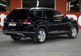 Подержанный автомобиль Volkswagen Teramont 2019 года (5 фото)