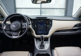 Подержанный автомобиль Subaru Outback Wagon 2020 года (12 фото)