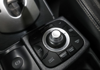 Подержанный автомобиль Renault Koleos 2013 года (20 фото)