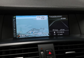 Подержанный автомобиль BMW X3 2014 года (19 фото)