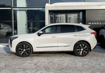 Подержанный автомобиль Haval Jolion 2021 года (8 фото)