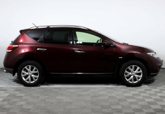 Подержанный автомобиль Nissan Murano Suv 2012 года (4 фото)