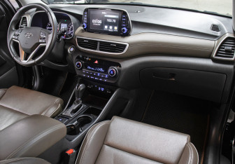 Подержанный автомобиль Hyundai Tucson 2020 года (11 фото)