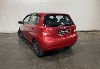 Подержанный автомобиль Chevrolet Aveo Hatchback 2007 года (6 фото)