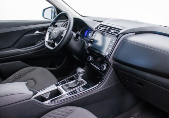 Подержанный автомобиль Hyundai Creta 2021 года (10 фото)