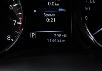 Подержанный автомобиль Nissan Qashqai 2017 года (10 фото)