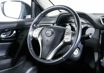 Подержанный автомобиль Nissan Qashqai 2017 года (12 фото)