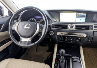 Подержанный автомобиль Lexus GS 2014 года (29 фото)