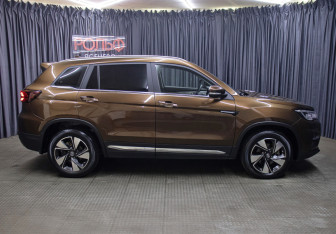 Подержанный автомобиль Changan CS75 2020 года (4 фото)