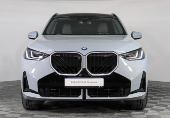 Новый BMW X3 2025 (3 фото)