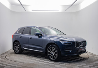 Подержанный автомобиль Volvo XC60 2020 года (3 фото)