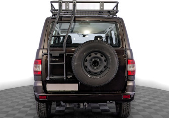 Новый УАЗ Patriot 2024 (6 фото)