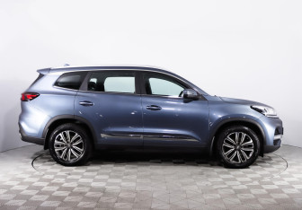 Подержанный автомобиль Chery Tiggo 8 2020 года (4 фото)