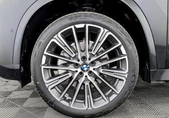 Новый BMW X1 2025 (7 фото)