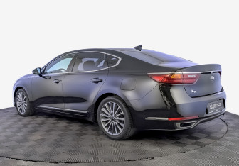 Подержанный автомобиль Kia K7 2019 года (7 фото)