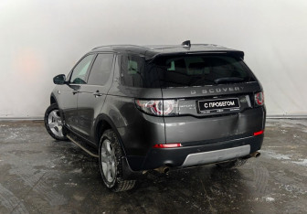 Подержанный автомобиль Land Rover Discovery Sport 2016 года (4 фото)