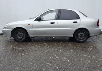 Подержанный автомобиль ЗАЗ Chance Sedan 2010 года (8 фото)