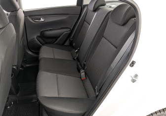 Подержанный автомобиль Kia Rio Sedan 2021 года (18 фото)