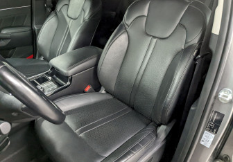 Подержанный автомобиль Kia Sorento 2021 года (14 фото)
