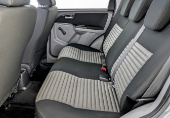 Подержанный автомобиль Suzuki SX4 Hatchback 2013 года (12 фото)