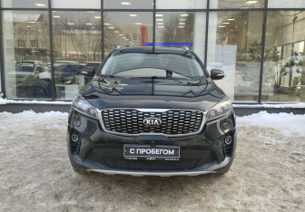 Подержанный автомобиль Kia Sorento 2019 года (2 фото)
