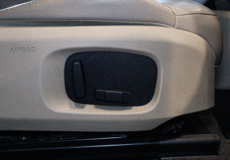 Подержанный автомобиль Land Rover Range Rover Evoque 2017 года (8 фото)