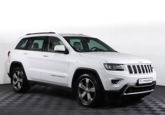 Подержанный автомобиль Jeep Grand Cherokee 2013 года (3 фото)