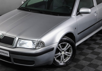 Подержанный автомобиль Skoda Octavia Wagon 2008 года (20 фото)