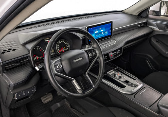 Подержанный автомобиль Haval Jolion 2022 года (15 фото)