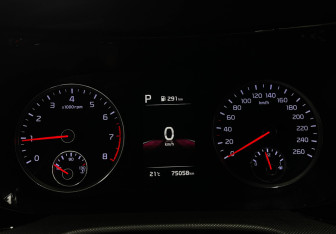 Подержанный автомобиль Kia K5 2020 года (11 фото)