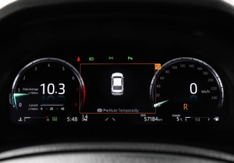 Подержанный автомобиль Toyota Camry Sedan 2023 года (11 фото)