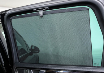 Подержанный автомобиль Volkswagen Touareg 2014 года (20 фото)