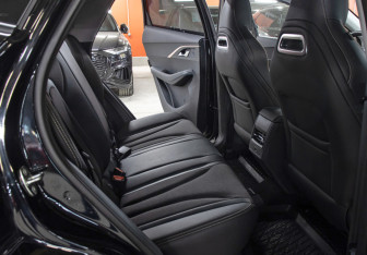 Подержанный автомобиль Omoda C5 2024 года (12 фото)